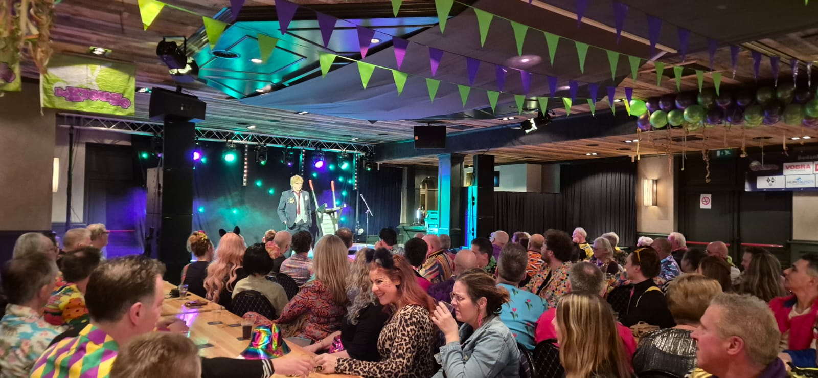 tonpraoten-zaal.jpeg